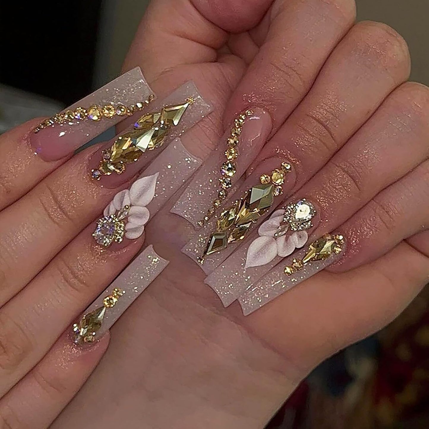 Press on Nails on Finger Nails