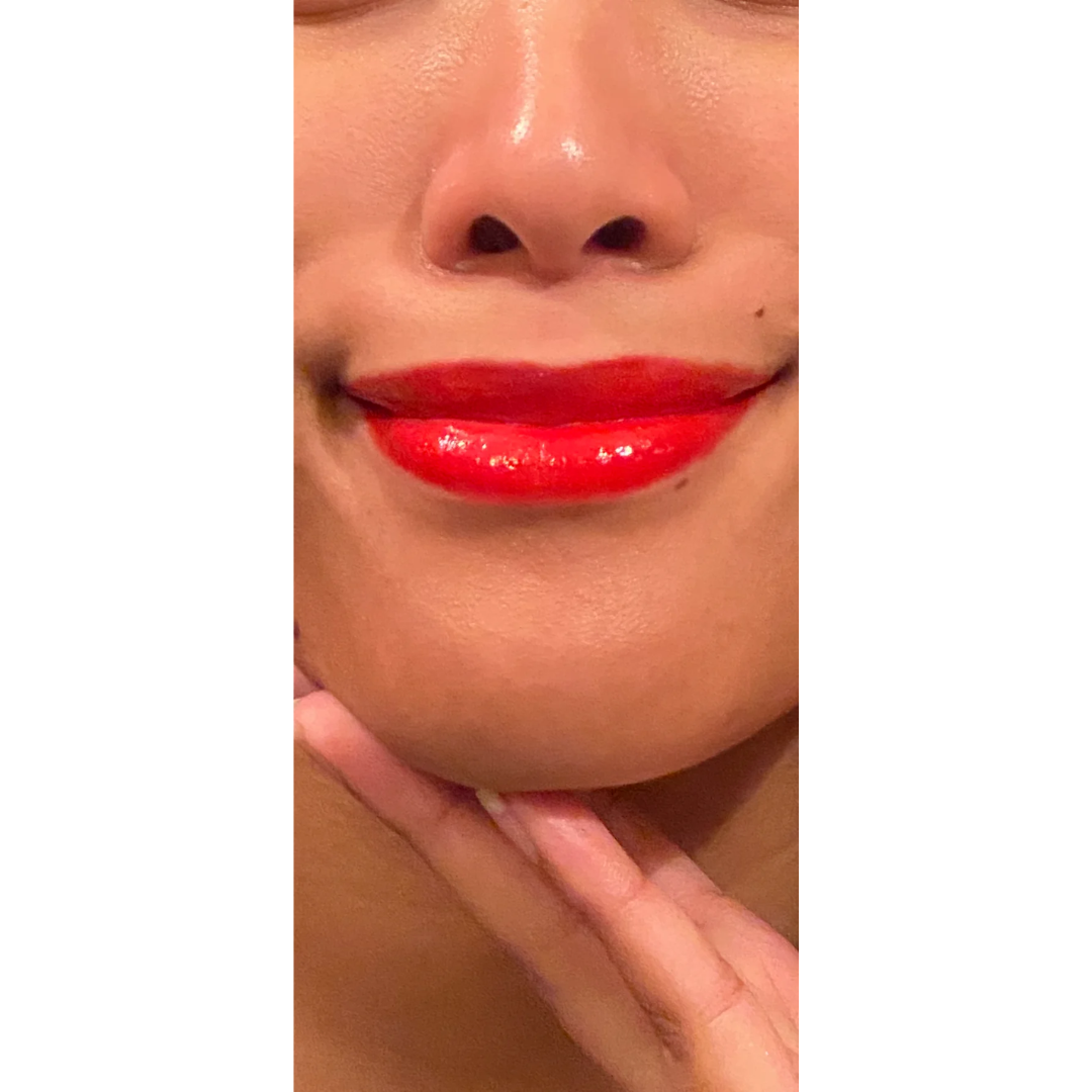 glossy lip