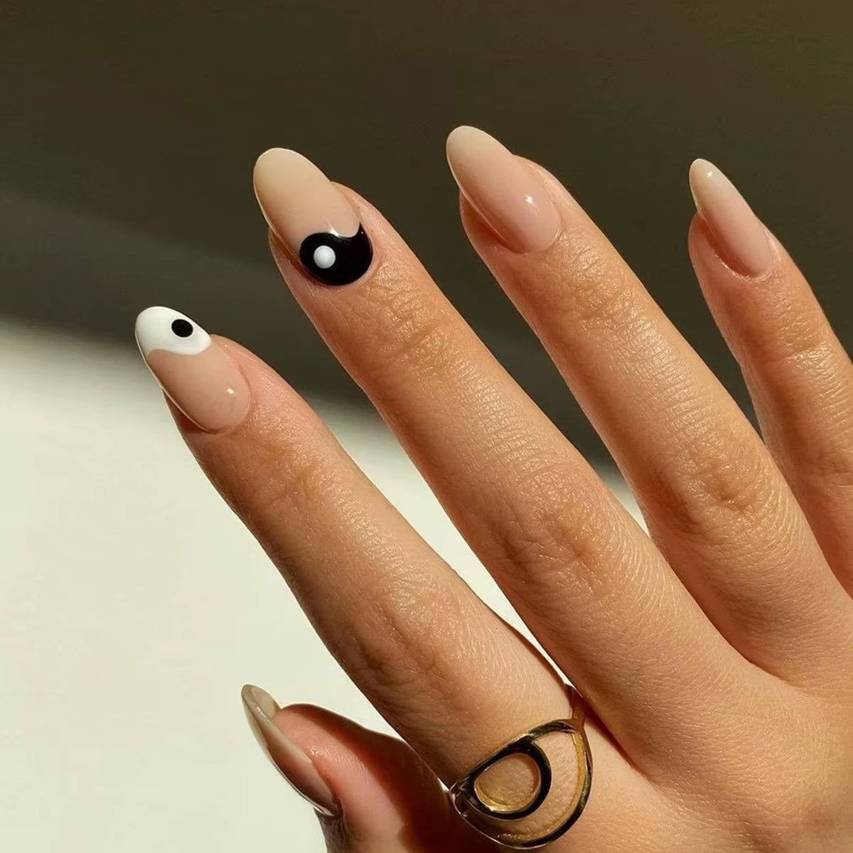 Fine Reusable Press on Nails